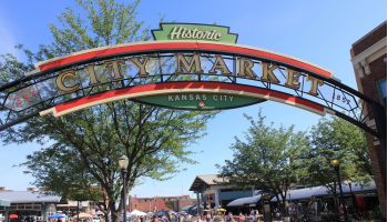 Stroll the Market